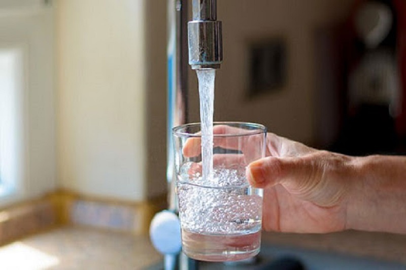 Độ pH của nước máy sẽ xác nhận định bên trong nước có độ kiềm hay axit