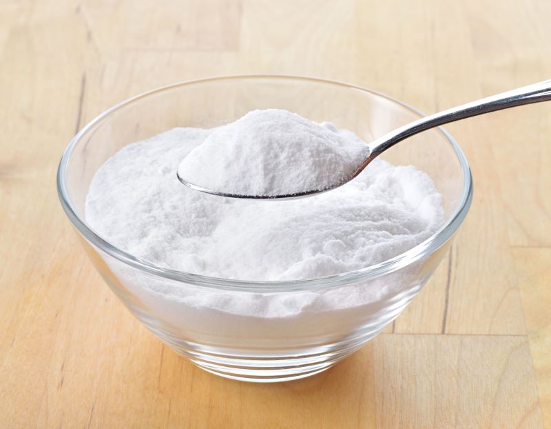 Bạn có thể sử dụng một số hóa chất để làm mềm nước cứng 