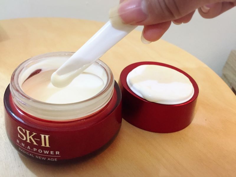 SK-II R.N.A Power Cream Radical New Age chăm sóc và dưỡng da mắt hiệu quả